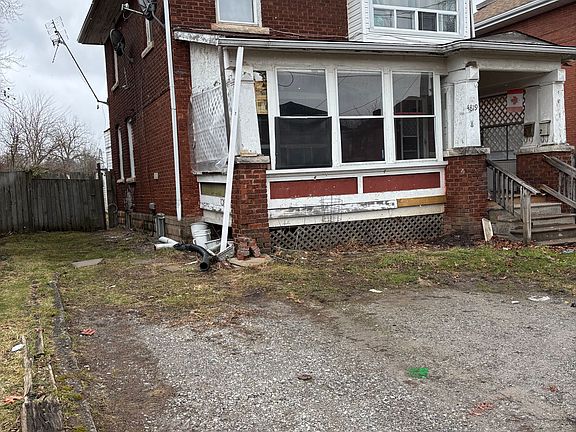 2nd image of 4819 4th Ave