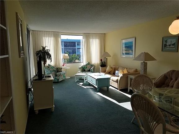 5th image of 979 E Gulf Dr Unit 463