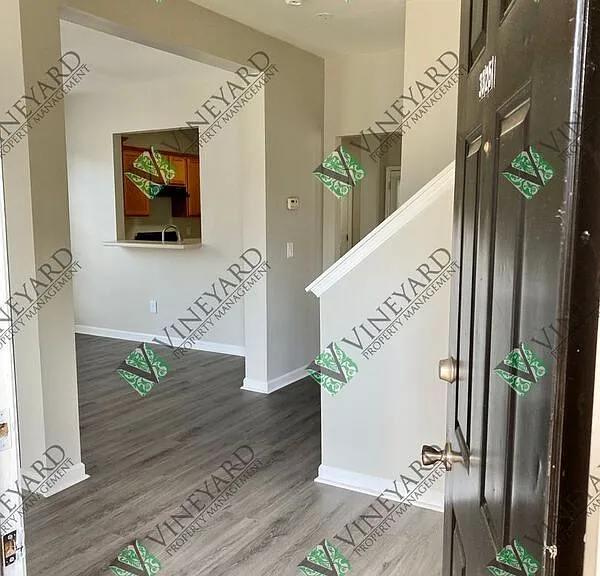 3325 Chastain Landings Ct — Photo 6
