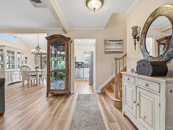 3rd image of 29 Acme Avenue