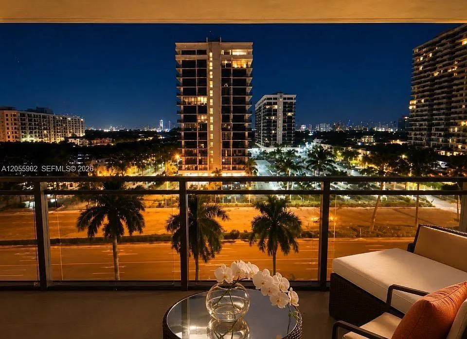 Parker Plaza Condo Estate — Photo 3