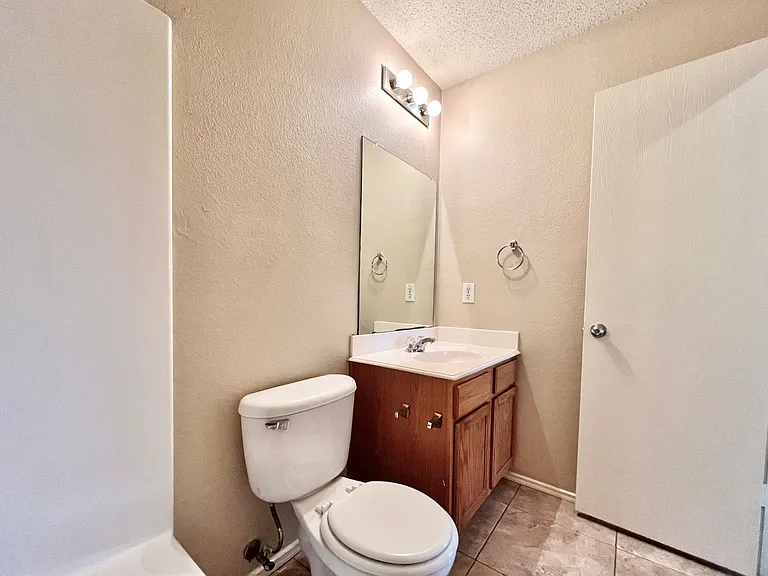 9925 George Washington Dr — Photo 17