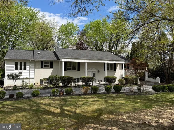 4005 Fargreen Rd, Harrisburg, PA 17110