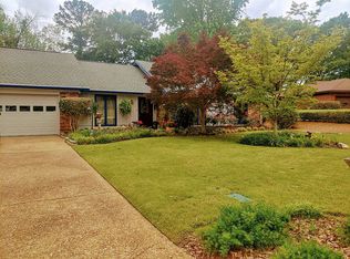 5 S Whisper Ct, Columbus, GA