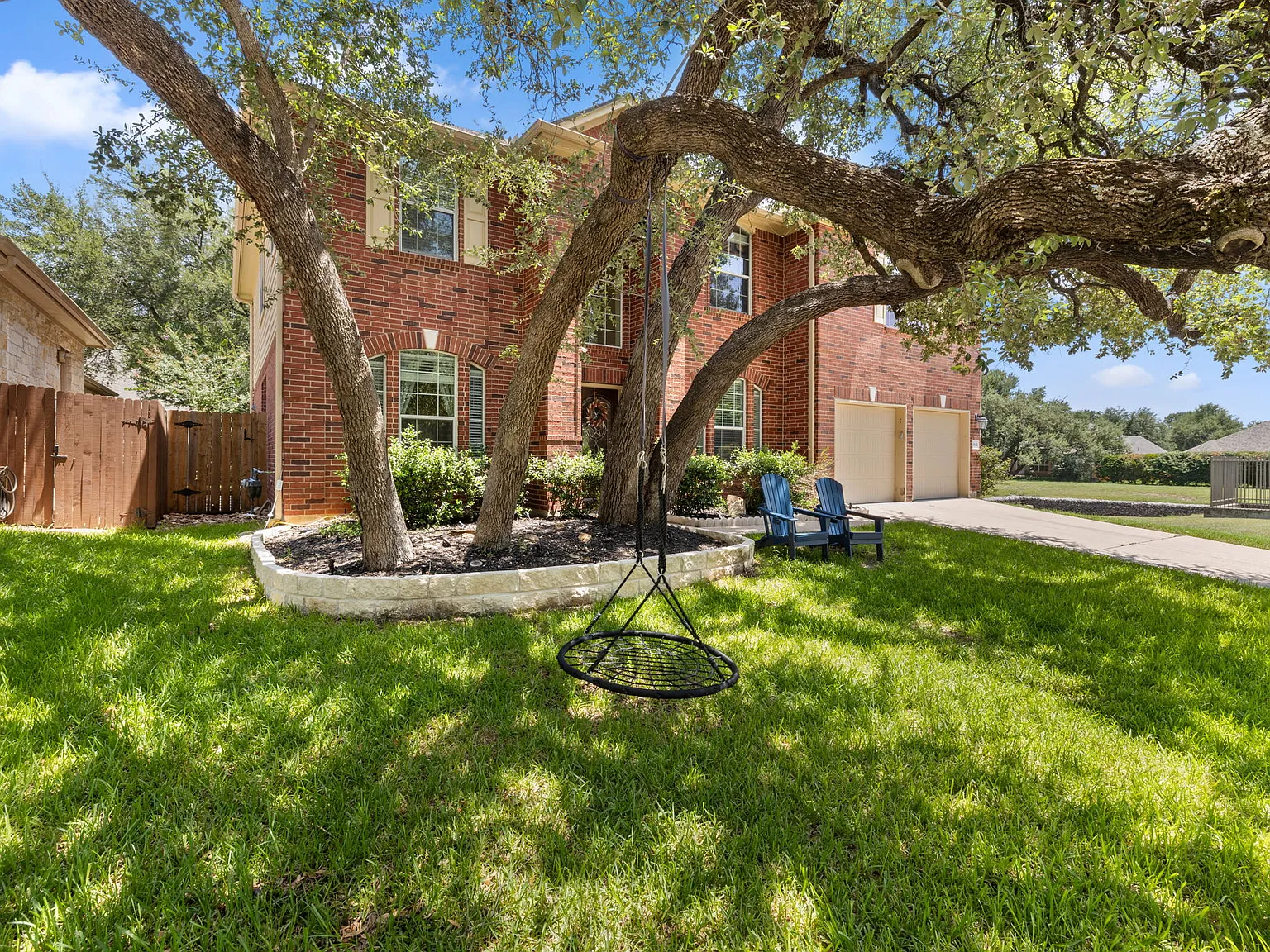 5 bed, 3160 sqft, $3,000 — Photo 4