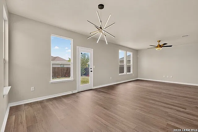 4 bed, 3.0 bath, 2225 sqft, $1,995 — Photo 4