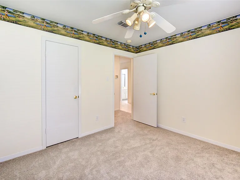 1927 Ash Meadow Dr — Photo 19