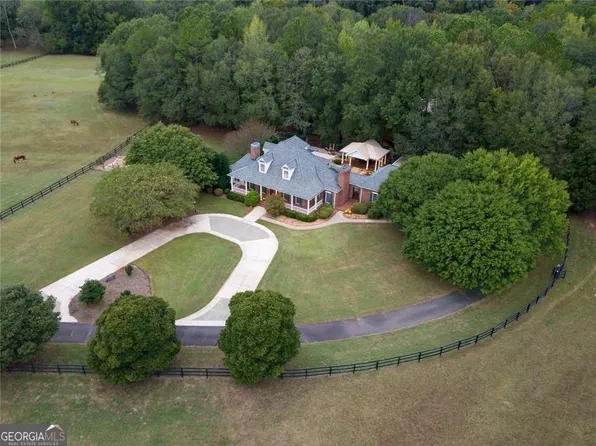 75 Rivercreek Xing, Kingston, GA 30145