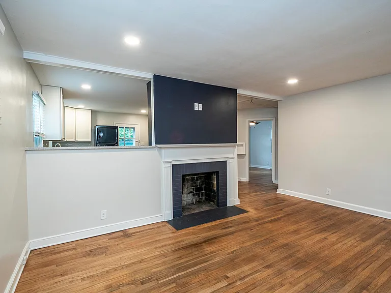 414 Newsom St — Photo 4