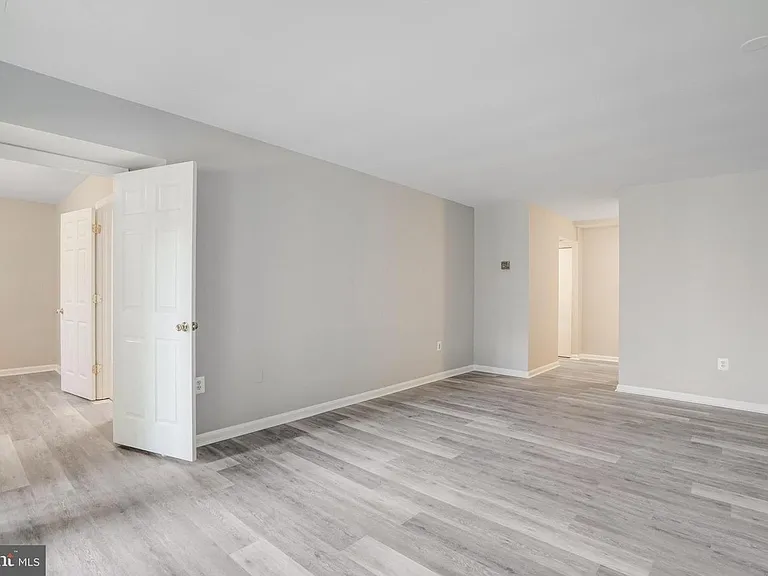 3107 Buccaneer Ct #2 — Photo 9