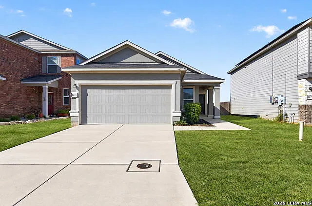 3 bed, 2.0 bath, 1554 sqft, $1,800 — Photo 2