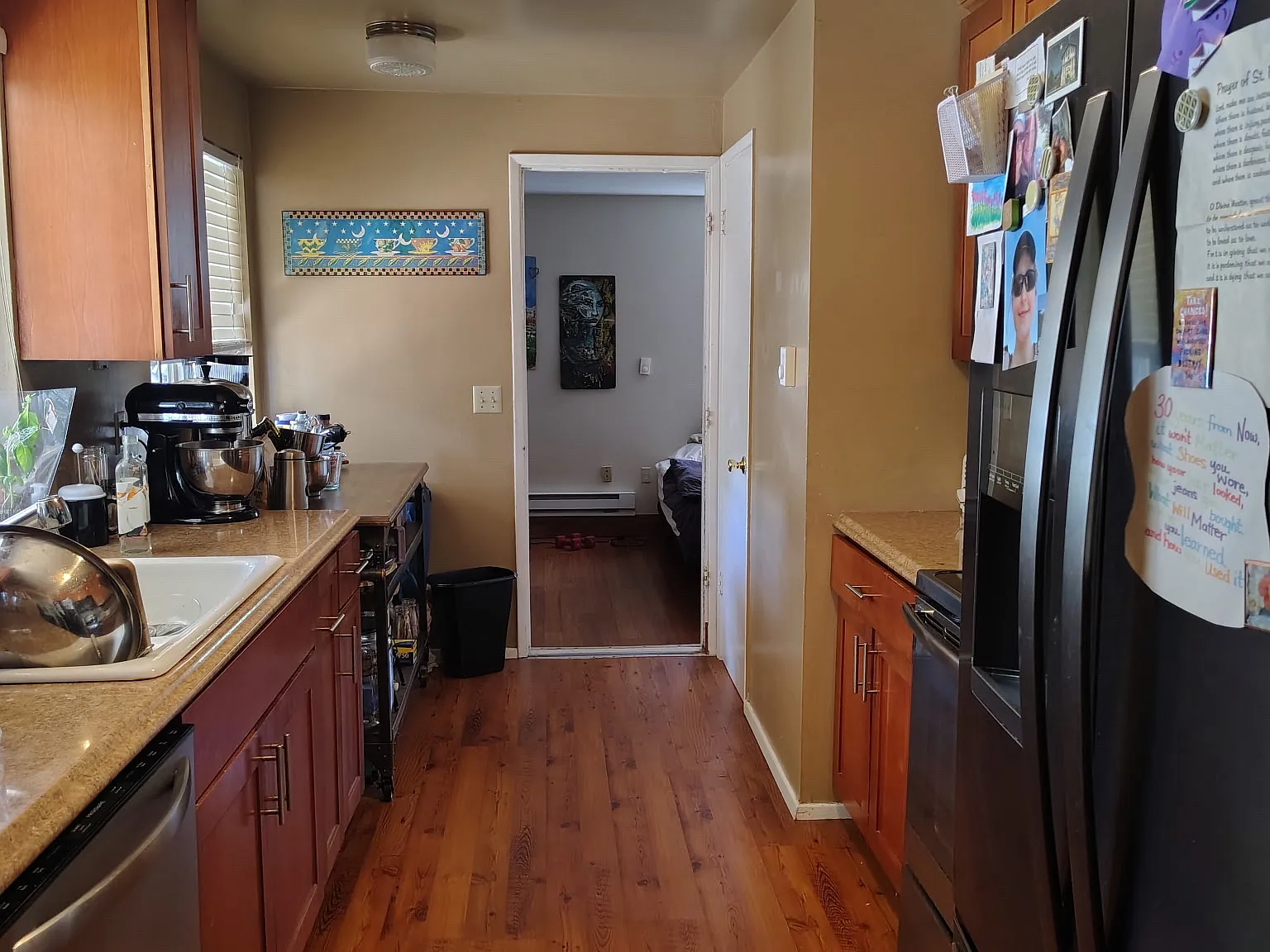 4 bed, 910 sqft, $3,100 — Photo 3