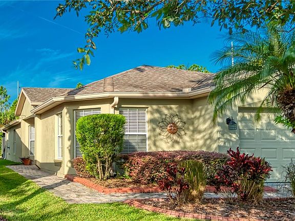 2nd image of 517 Bellini Way
