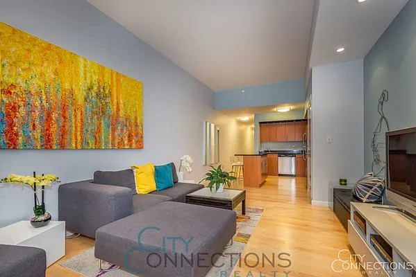 Sold by City Connections Realty | media 2