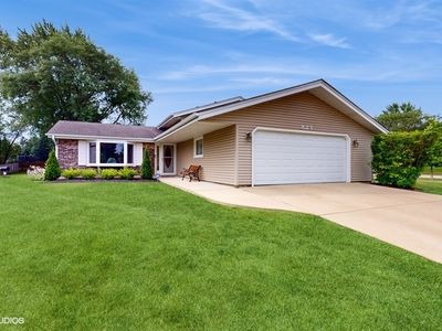 823 Westfield Ln, Schaumburg, IL, 60193