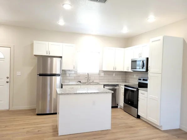 2412 E 14th St Unit 2, Clovis, NM 88101