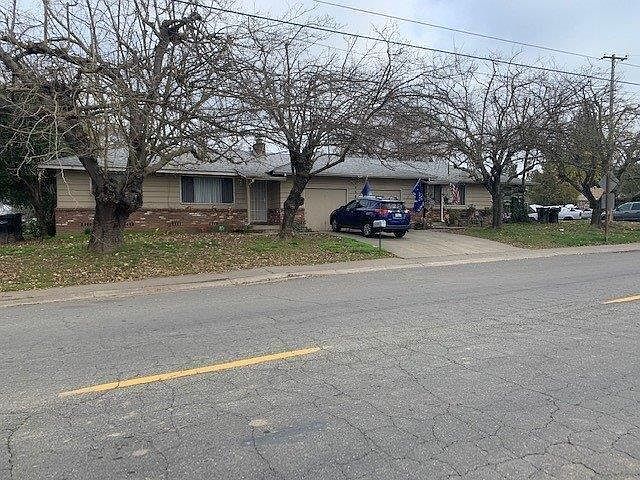 2nd image of 4958 Jackson St
