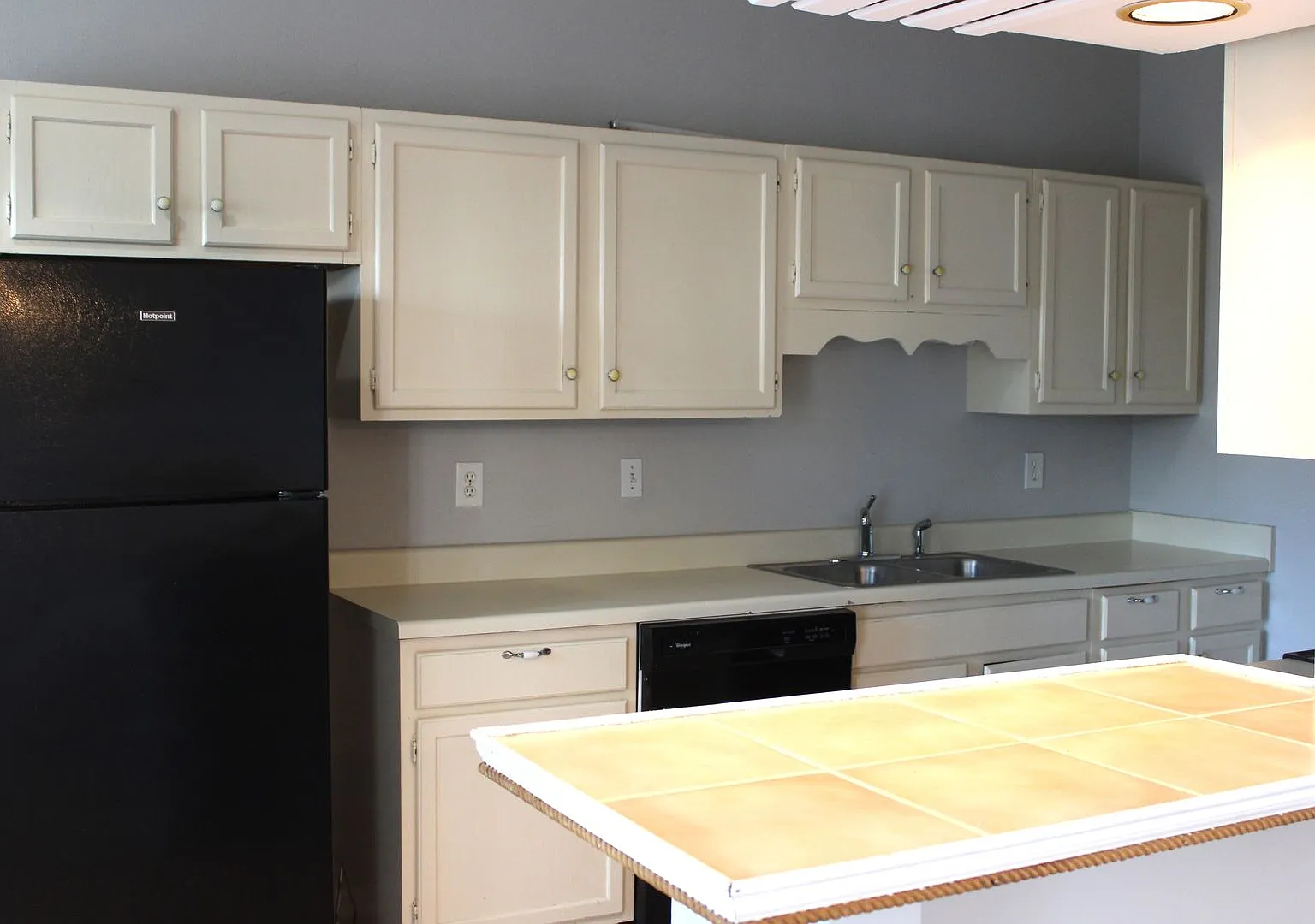 2 bed, 1.5 bath townhome in Helena with fenced yard — Photo 4