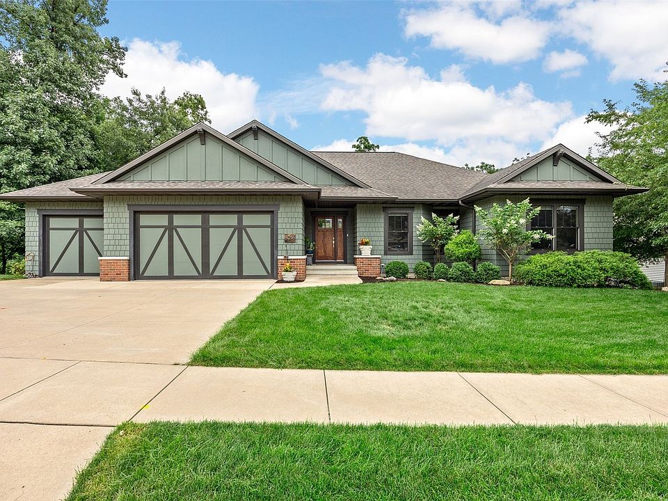 1st image of 3216 Rimrock Ct NE