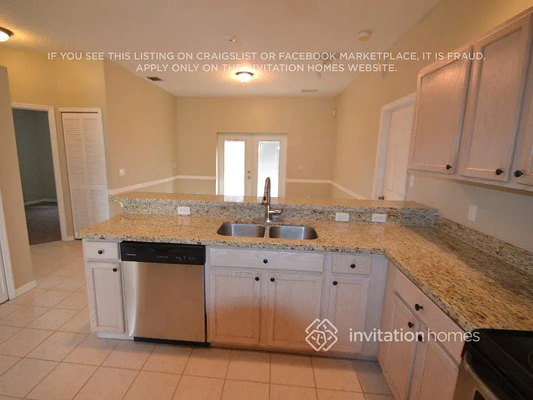 4455 Sunset Cay Cir — Photo 7