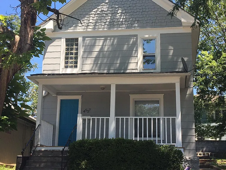 4527 Genessee St — Photo 1