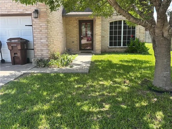 2109 Brook Ln, Kingsville, TX 78363