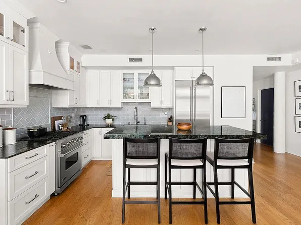 129 W 20th St APT 5C, New York, NY 10011