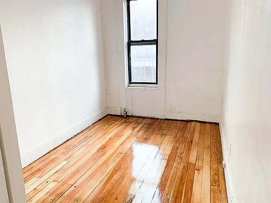 Rented by Ulas Real Estates Inc | media 2