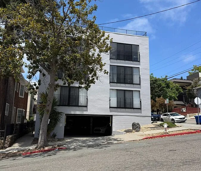 2330 Warring St #131 — Photo 17