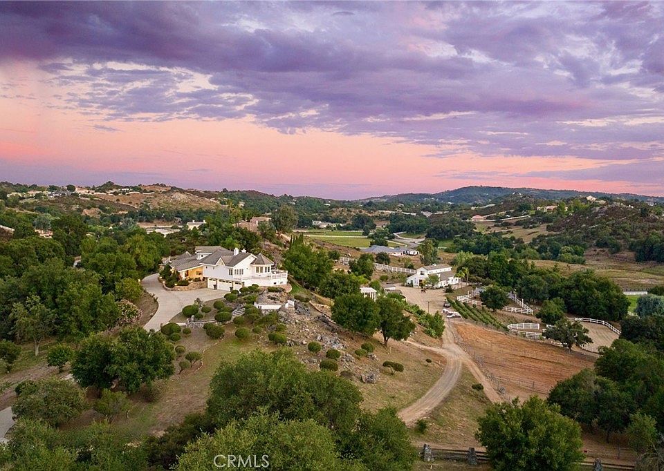 40075 Avenida La Cresta, Murrieta, CA 92562 Zillow