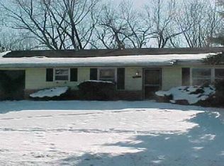 3661 School Dr, Country Club Hills, IL