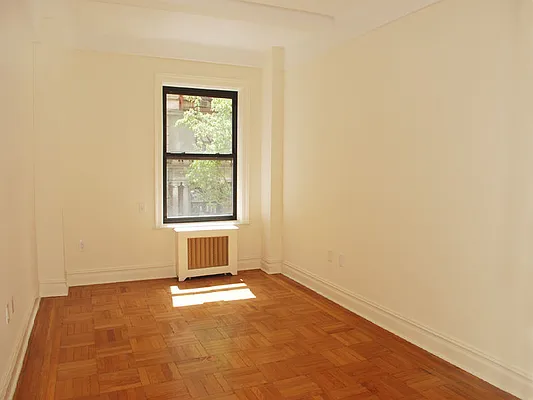 Sold by Sotheby's International Realty | media 18