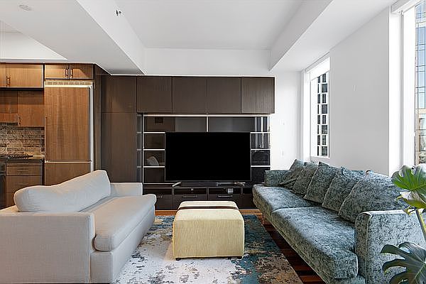 1st image of 150 Myrtle Ave APT 2205