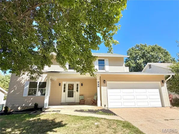 920 Blake Ct, Saint Peters, MO 63376