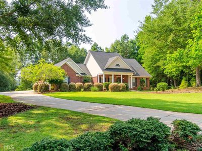 97 Lawn Market, Sharpsburg, GA, 30277