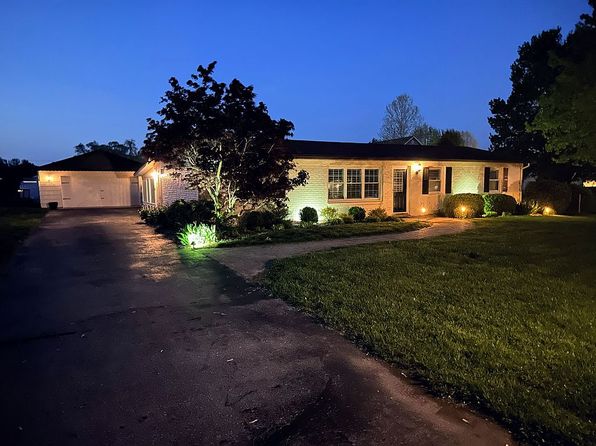 50 E Rodighiero Ave