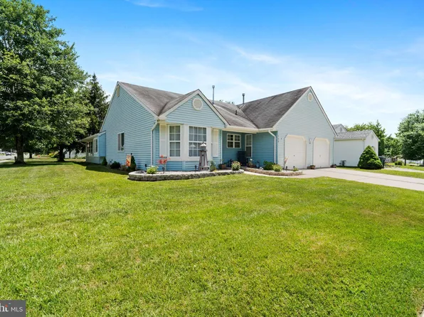 108 Madison Ave, Little Egg Harbor, NJ 08087