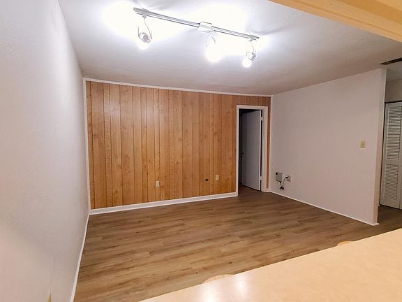 2nd image of 2811 SW Archer Rd APT N114