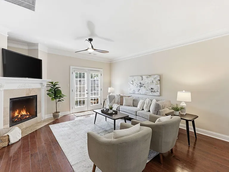 2826 Fox Wood Ln — Photo 6