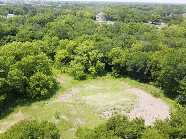 8829 Dalrock Rd, Rowlett, TX 75089