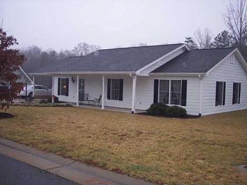 2nd image of 211 Meadow Stone Ln