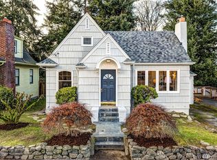 2607 39th Ave SW, Seattle, WA 98116