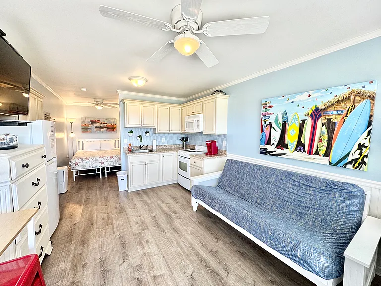 2401 W Fort Macon Rd — Photo 9