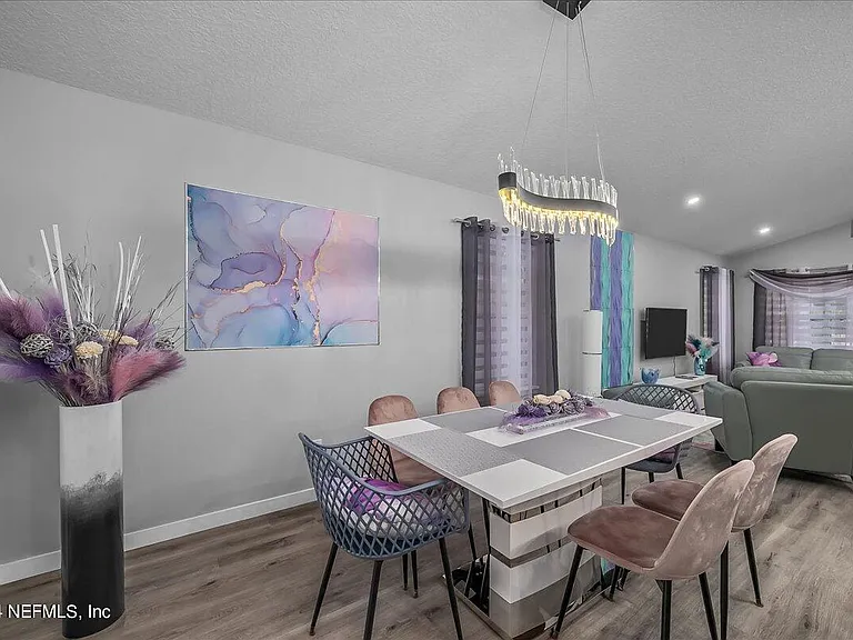 232 Nesmith Ave — Photo 13