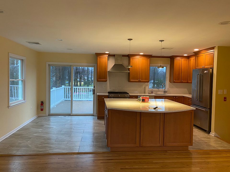 1st image of 264 Malapardis Rd