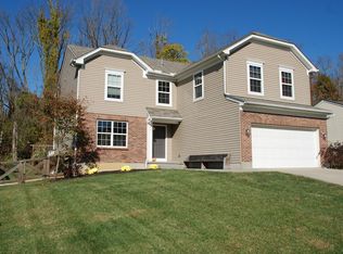 221 Compass Ct, New Richmond, OH 45157