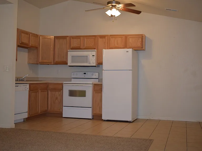 16711 Hunters Ridge Ln — Photo 4