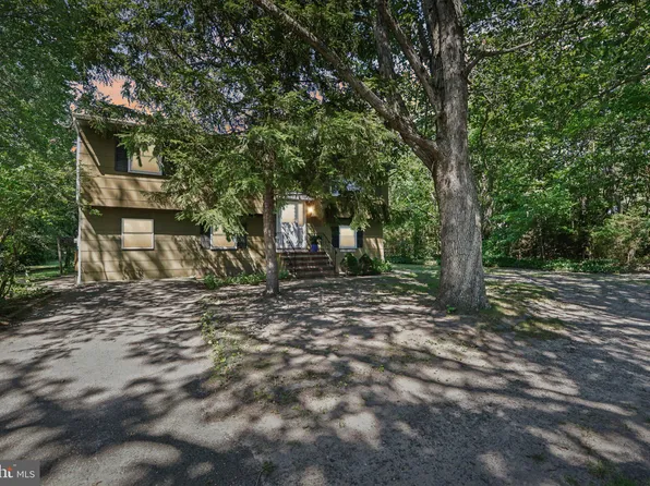 626 N County Line Rd, Jackson, NJ 08527
