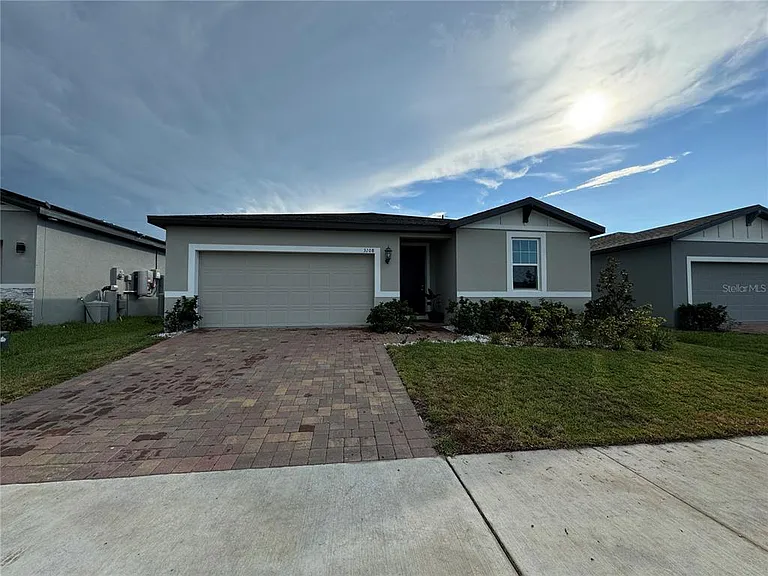 3108 Cassidy Ln — Photo 2