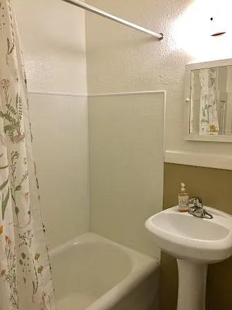 1235 E 14th Ave #27 — Photo 6